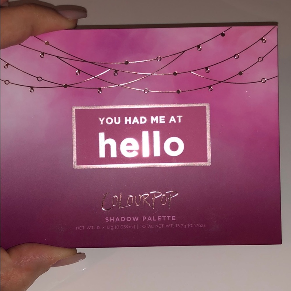 ColourPop “ You has me at hello“eye shadow palette